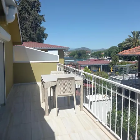 Hotel Berg 3*