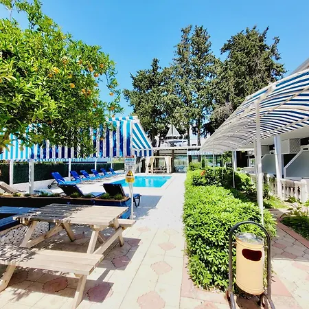 Hotel Berg 3*