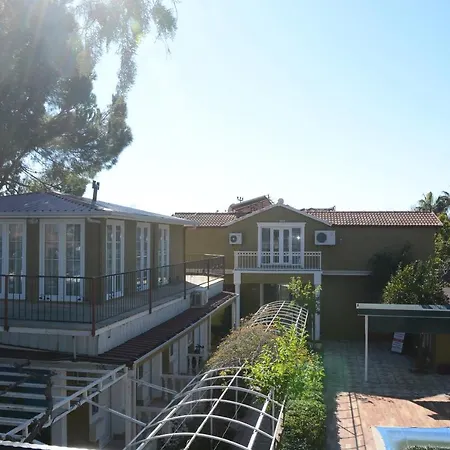 Hotel Berg 3*
