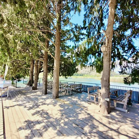 מלון Berg דליאן